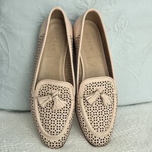 NWOT J. Crew Women's Blush Pink Beige Perforated Leather Tassel Loafers